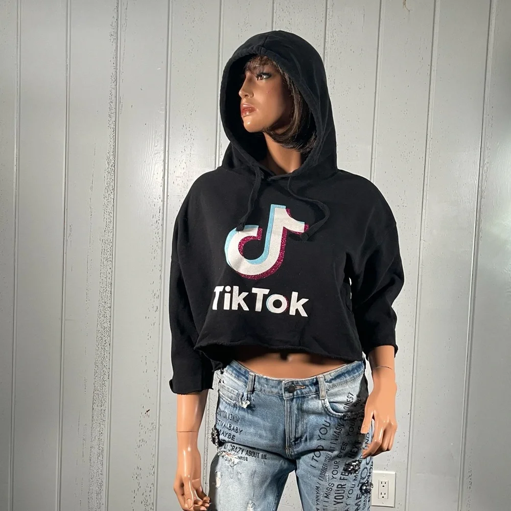 Tik Tok Women's Black Logo Cropped  Hoodie Short Sleeve Sz S
